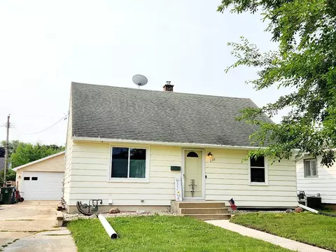 338 E Bank St, Fond Du Lac, WI 54935