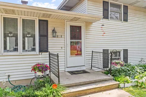 1815 E Fremont St, Appleton, WI 54915 photo 2