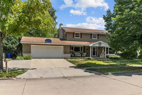 1820 N Birchwood Ave, Appleton, WI 54914