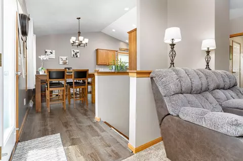 1655 W Kaylee Ln, Appleton, WI 54914 photo 8