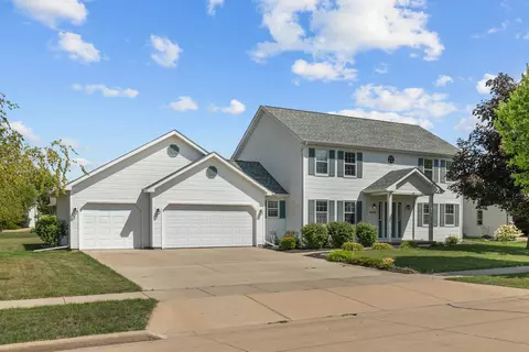 4524 N Clayhill Dr, Appleton, WI 54913