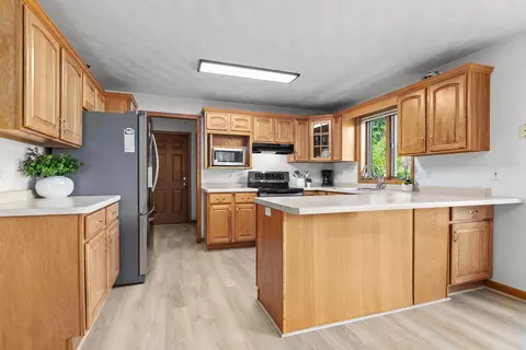 4524 N Clayhill Dr, Appleton, WI 54913 photo 4