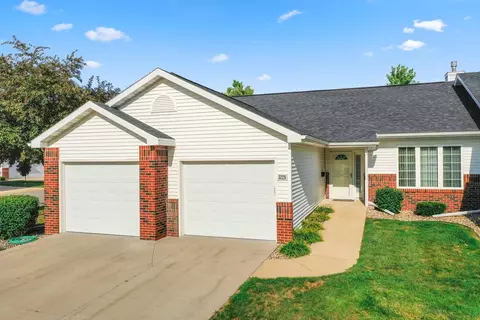3220 N Mistwood Ln, Appleton, WI 54914