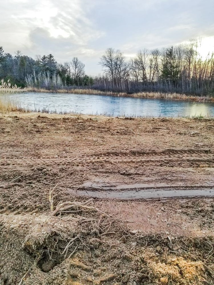 W1373 Rader Rd  