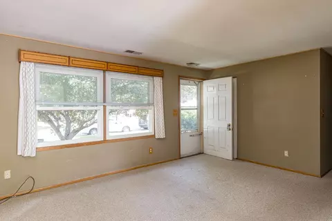 1219 E Layton Ave, Appleton, WI 54915 photo 7