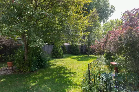 1219 E Layton Ave, Appleton, WI 54915 photo 6