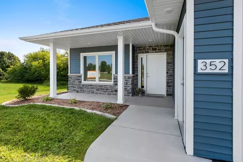 352 Division St, Luxemburg, WI 54217