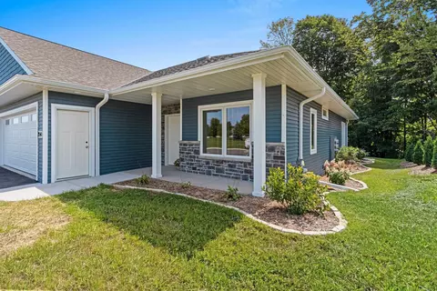 354 Division St, Luxemburg, WI 54217
