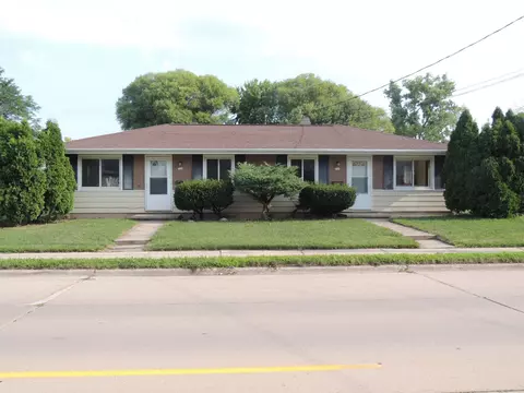 724 9th St, Menasha, WI 54952
