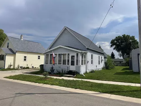 103 Polk St, North Fond Du Lac, WI 54937