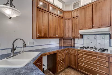 222 E North St, Appleton, WI 54911 photo 8