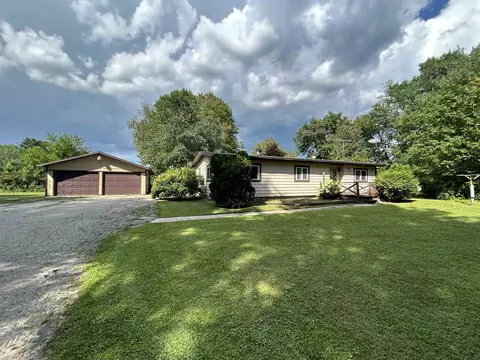 N3895 Riverpine Drive, Clintonville, WI 54929