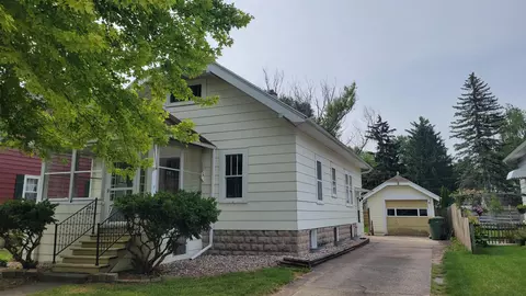250 E 10th St, Fond Du Lac, WI 54935