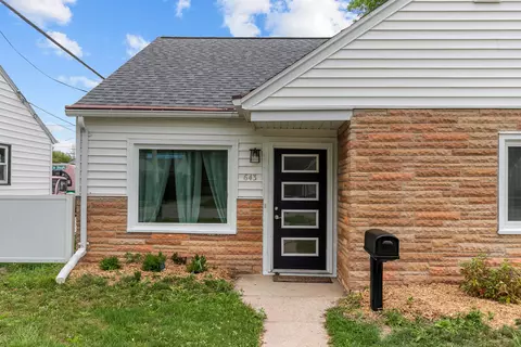 643 Mc Kinley St, Neenah, WI 54956