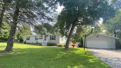 n638 South P3 Lane, Menominee, MI 49858