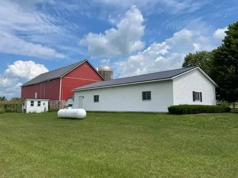 n7043 Lower Lake Road, Gresham, WI 54128 photo 24