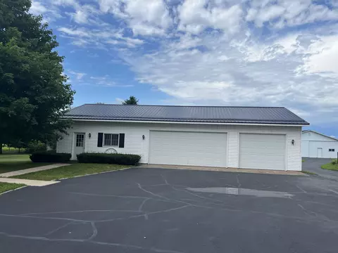 n7043 Lower Lake Road, Gresham, WI 54128 photo 5