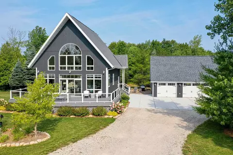 4413 Maggie Jennie Ln, New Franken, WI 54229