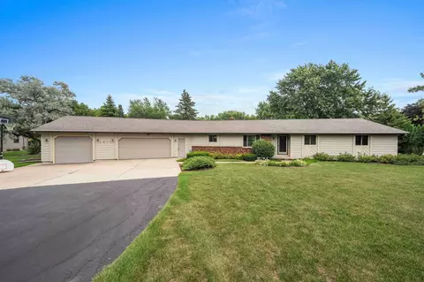 1611 Talus Cir, De Pere, WI 54115