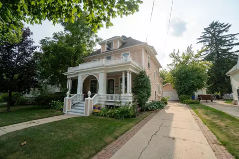 617 S State St, Appleton, WI 54911
