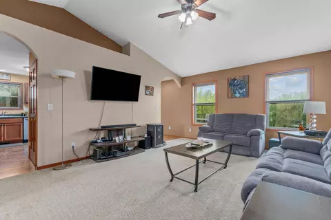 406 Emons Rd, Appleton, WI 54915 photo 6