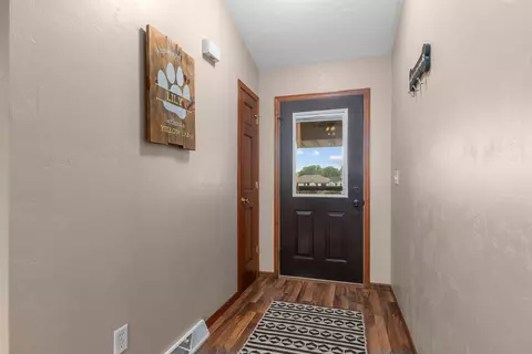 406 Emons Rd, Appleton, WI 54915 photo 4