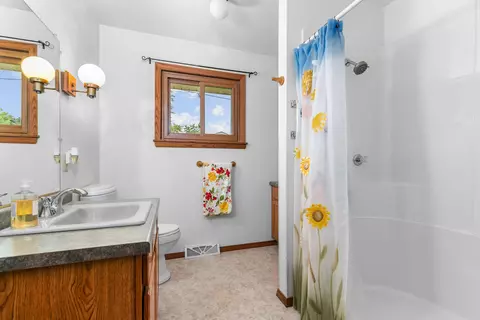 1213 W Marquette St, Appleton, WI 54914 photo 17