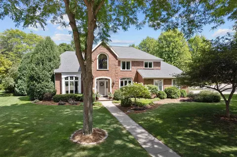19 Bracken Ct, Appleton, WI 54911