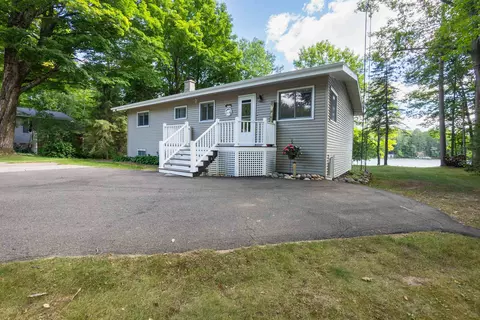 5089 E Silver Lake Rd, Laona, WI 54541