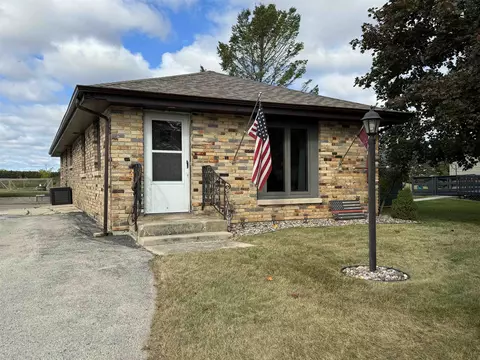 n7243 Wisconsin 42, Algoma, WI 54201