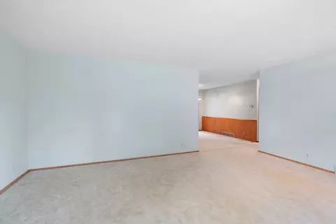 1419 N Douglas St, Appleton, WI 54914 photo 4