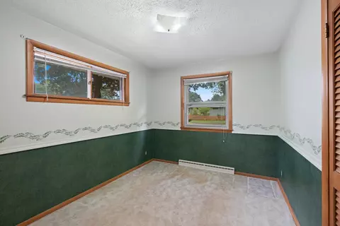 1419 N Douglas St, Appleton, WI 54914 photo 10