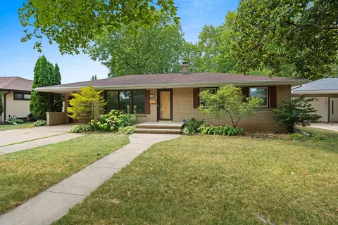 1419 N Douglas St, Appleton, WI 54914 photo 2