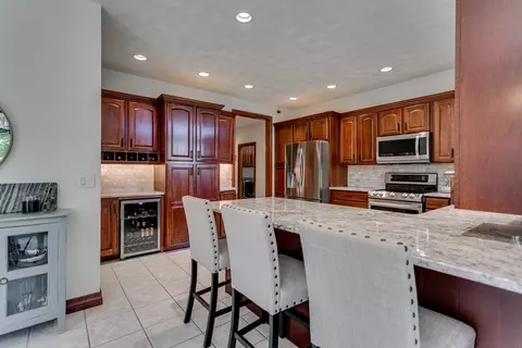 3024 E Greenleaf Dr, Appleton, WI 54915 photo 6
