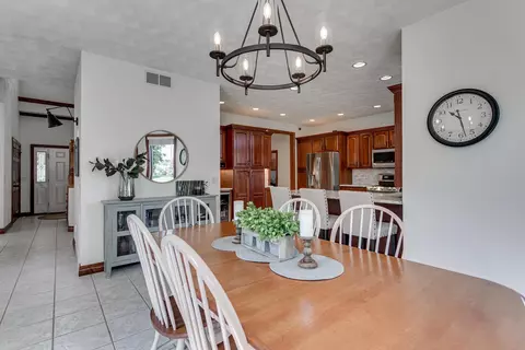 3024 E Greenleaf Dr, Appleton, WI 54915 photo 8