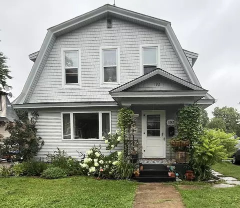 192 N Main St, Clintonville, WI 54929