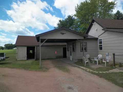 e6097 County Yard Road, Manawa, WI 54949
