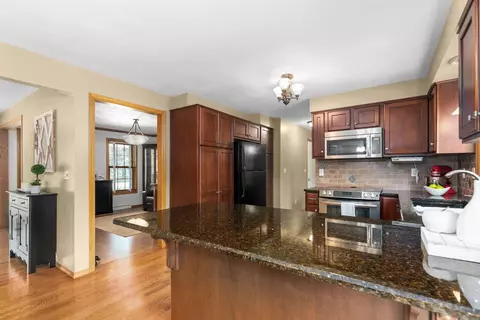 2972 W 1st Ave, Appleton, WI 54914 photo 8