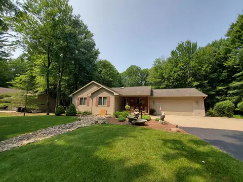 259 River Pine Dr, Shawano, WI 54166