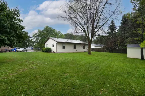 5 Robincrest Ct, Appleton, WI 54915 photo 3