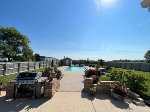 5018 N Cherryvale Ave, Appleton, WI 54913 photo 4