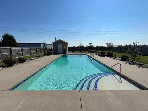 5018 N Cherryvale Ave, Appleton, WI 54913 photo 3