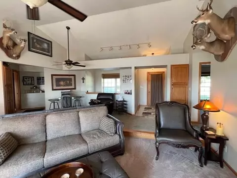 5018 N Cherryvale Ave, Appleton, WI 54913 photo 13