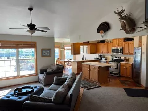 5018 N Cherryvale Ave, Appleton, WI 54913 photo 10