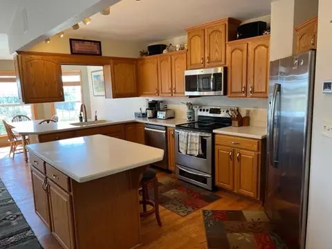 5018 N Cherryvale Ave, Appleton, WI 54913 photo 7