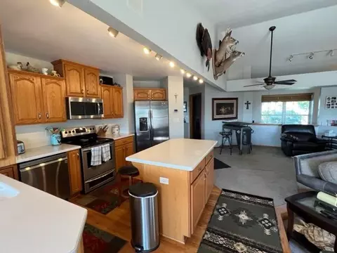 5018 N Cherryvale Ave, Appleton, WI 54913 photo 6