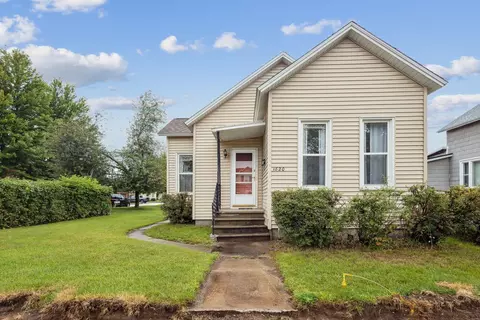 1820 13th Ave, Menominee, MI 49858