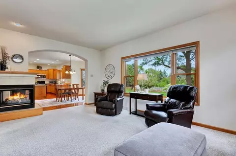 3100 E Greenleaf Dr, Appleton, WI 54913 photo 7
