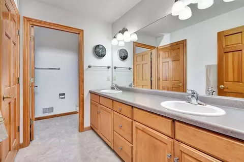 3100 E Greenleaf Dr, Appleton, WI 54913 photo 25