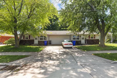1125 E Roeland Ave, Appleton, WI 54915
